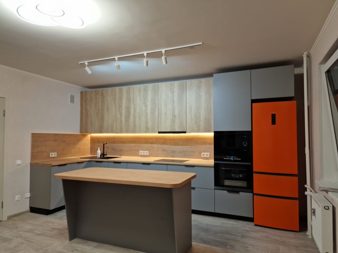 Кухня с островом