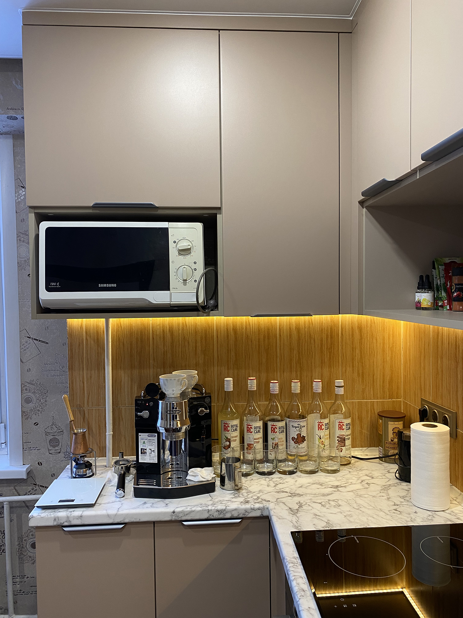 Кухня цвета Латте