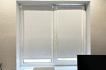 Рулонные шторы в кабинет