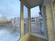 Балкон ПВХ с обшивкой вагонкой